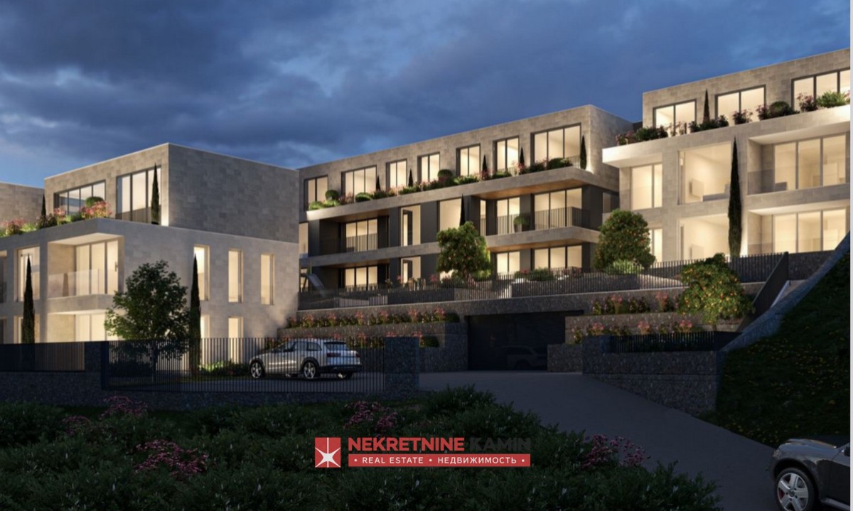 One-Bedroom Apartment in a New Development, 20 m from the Sea, Muo, Kotor